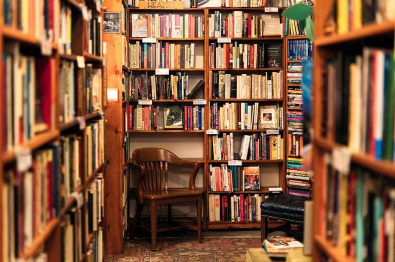 Обогатяват, по прект, с книги, библиотеките в Симитли и Брежани