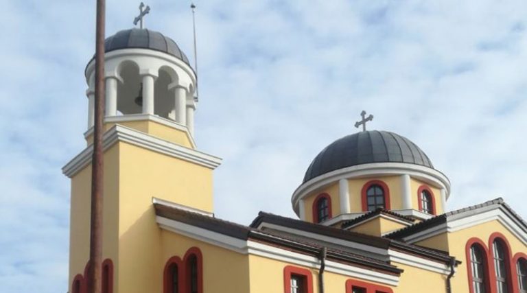 Православната църква официално призова кипърците да се ваксинират