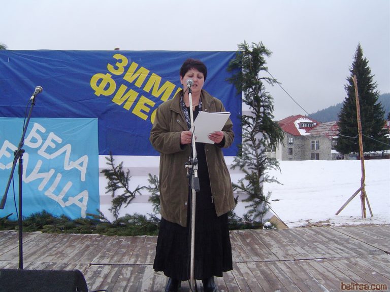Рожден ден празнува колоритната Мая Падарева от Белица