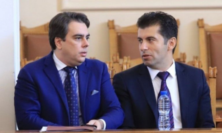 Борислав Цеков: Поведението на Петков е свидетелство за повишен риск от злоупотреба с власт и корупция