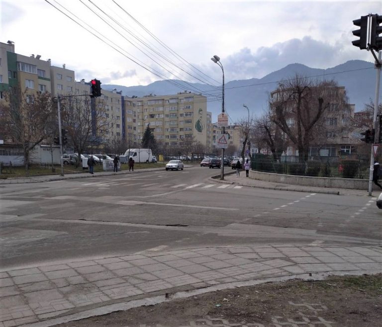 От понеделник затварят за движение кръстовището на „Дунав“в Гоце Делчев