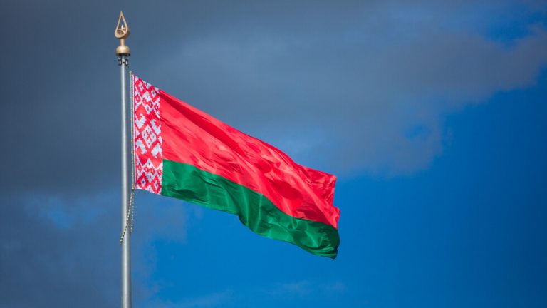 Беларус отвори вратата за разполагане на ядрени оръжия с референдум
