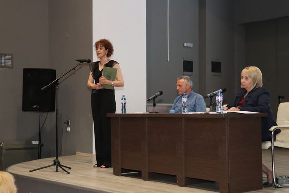 B Банско се проведе среща-разговор с Мариана Керанджиева, автор на книгата „Речник на лексиката в Ахтаровия царственик от 1844 г.”