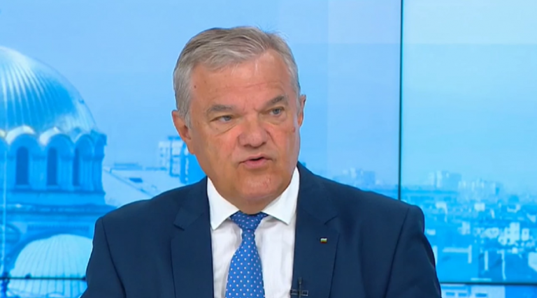 Румен Петков: Днес е денят на голямо престъпление за България!
