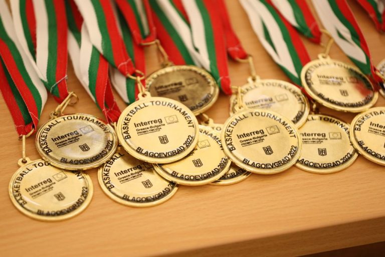 Студенти от ЮЗУ „Неофит Рилски“ участваха в турнир по баскетбол