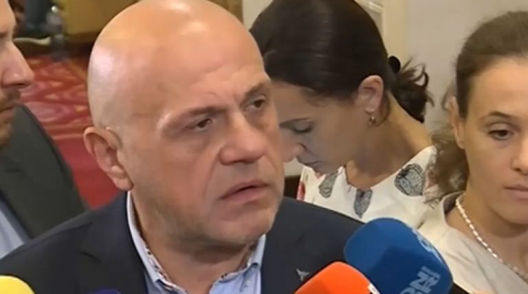 Дончев предупреди: И ние можем да номинираме Бойко Борисов за премиер