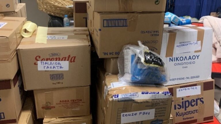 Гърция изпраща допълнително 100 тона хуманитарна помощ за Турция