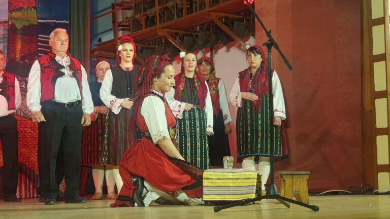 „Приказки от старо време“ концерт-спектакъл в с. Елешница на самодейците от с. Бачево