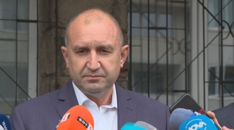 Радев: Гласувайте, за да не решават други вместо вас