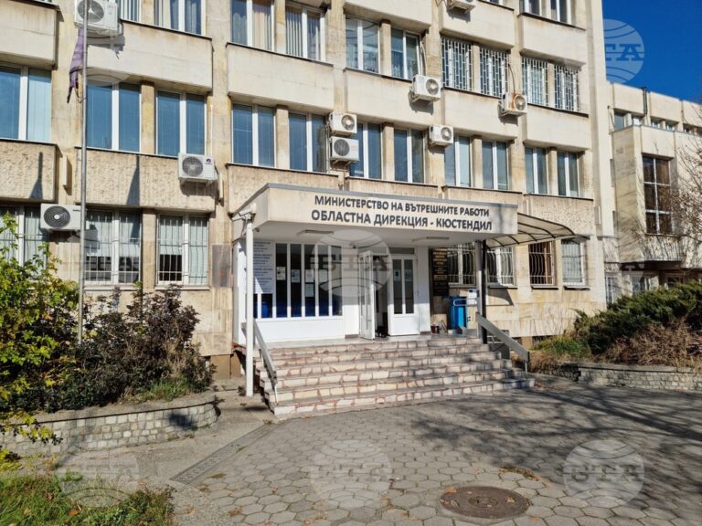 Специализирана полицейска операция на търговски обекти и обществени места, проведоха в три общини от област Кюстендил