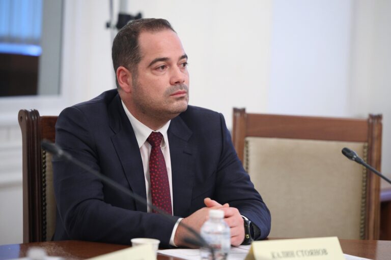 Калин Стоянов: Няма да си дам оставката! Бях на филм на МВР, не в кръчма