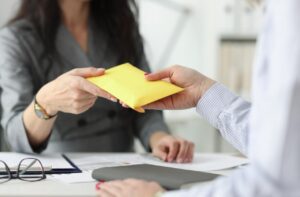 Правителството предлага 660 евро минимална работна заплата от 1 януари 2027 година