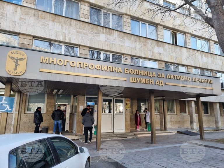 Полицаи задържаха 78-годишен мъж, заплашил с пистолет медик