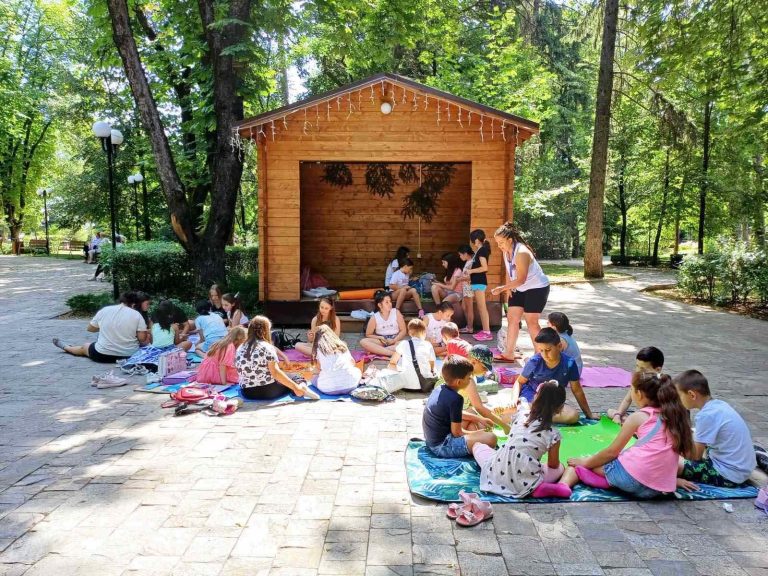 „Ваканция – 2025” ще бъде изпълнена с многобройни възможности за усмивки, игри и интересни предизвикателства за децата!