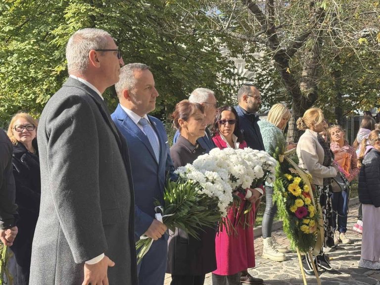 Благоевград почете 111 години от смъртта на поета и революционер Пейо Яворов