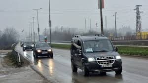 Сериозно задръстване се е образувало по път II-84 в района преди село Баня