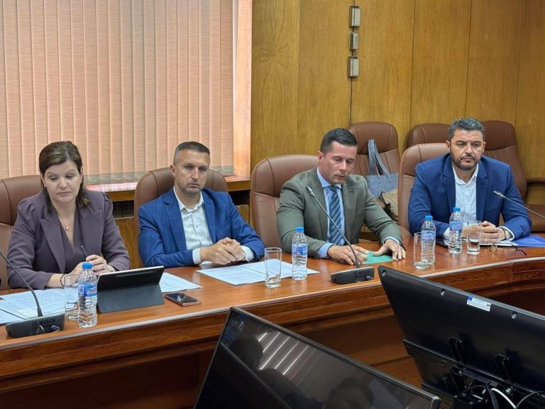 Кметът на Белица обсъди с МВР мерки за обществена сигурност и пътна безопасност