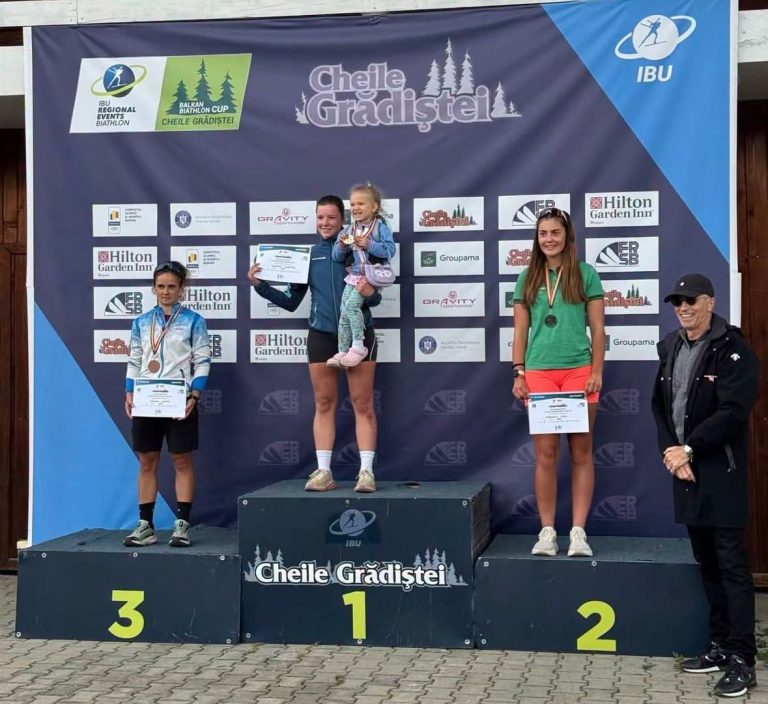 Mомичетата на Банско 2019 с три титли и сребро на Балканската купа в Румъния