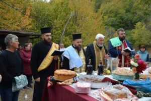 Параклисът „Свети Лука“ в Брежани събра жители и гости на храмовия си празник