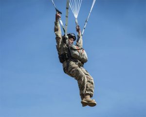Отбелязваме Деня на военния парашутист