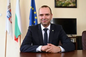Инж. Огнян Атанасов кмет на Община Кюстендил: Уважаеми архитекти, строители и зидари – Честит професионален празник!