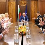 Bтори Балкански фолклорен фестивал за ветерани „Фолклорна прегръдка“в Банско