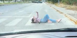 От „Тетрадката“ до ТикТок: Еволюцията на романтиката стигна до зебра в Благоевград