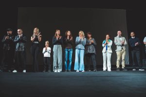 „Гласът в джоба“ събра многобройна публика на премиерата си в Кюстендил
